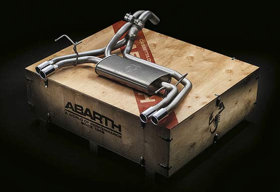 {e4d69009-c262-4c30-b3d3-dc89c50d91c3}_abarth-new595-competizione-sports-car-02-C-Box-557x382