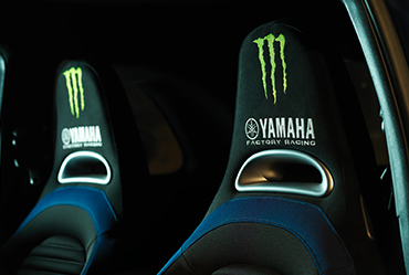 {d5fd80a6-a05c-460f-a0ae-4a1e7ad611cf}_Abarth_MonsterEnergy_LP_Gallery-03-370x249