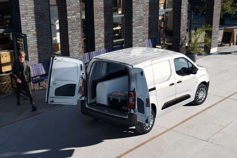 proace-7