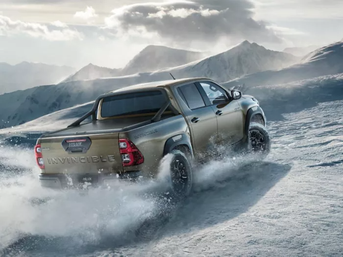 toyota-hilux-2020-gallery-06-ful
