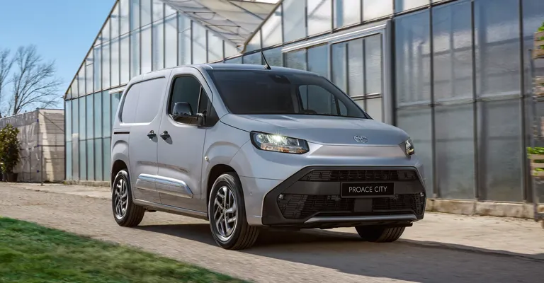 Toyota Proace City Van tuo da <strong>15.950€ + IVA</strong>. Scoprilo da Spazio!